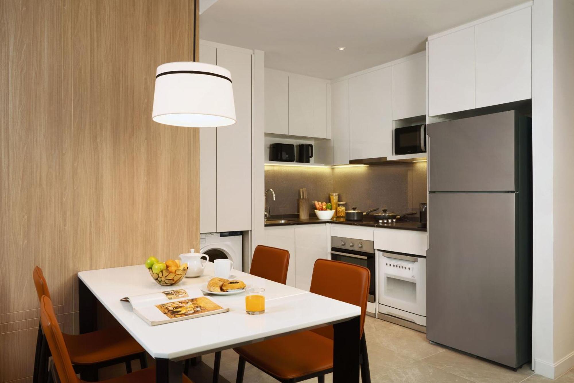 Marriott Executive Apartments Bangkok, Sukhumvit 101 Esterno foto